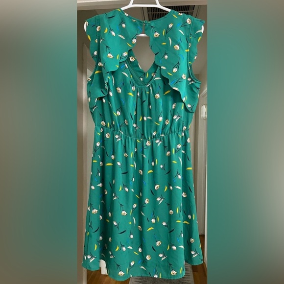 NWT Stitch Fix 41 Hawthorn Green Midnight Scallop Detail Dress| Size L - Picture 5 of 5